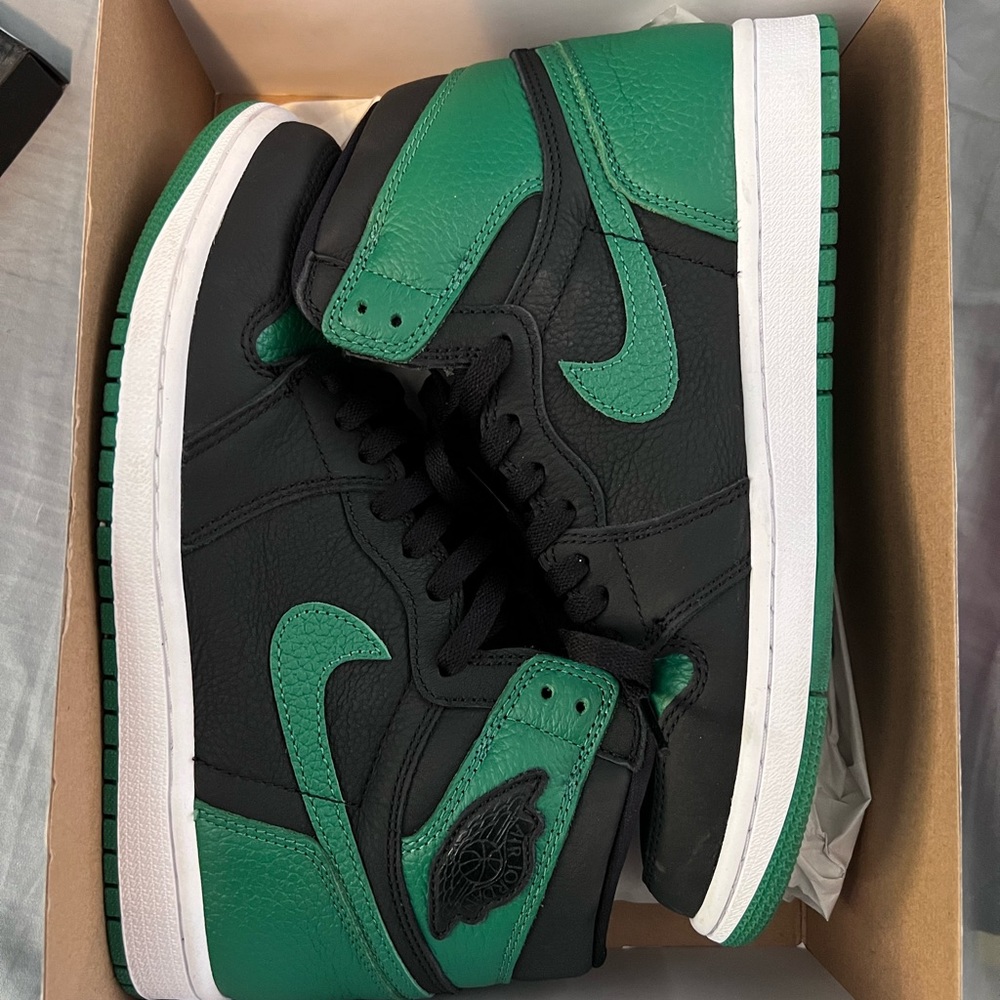 Jordan 1 Pine Green 2.0
